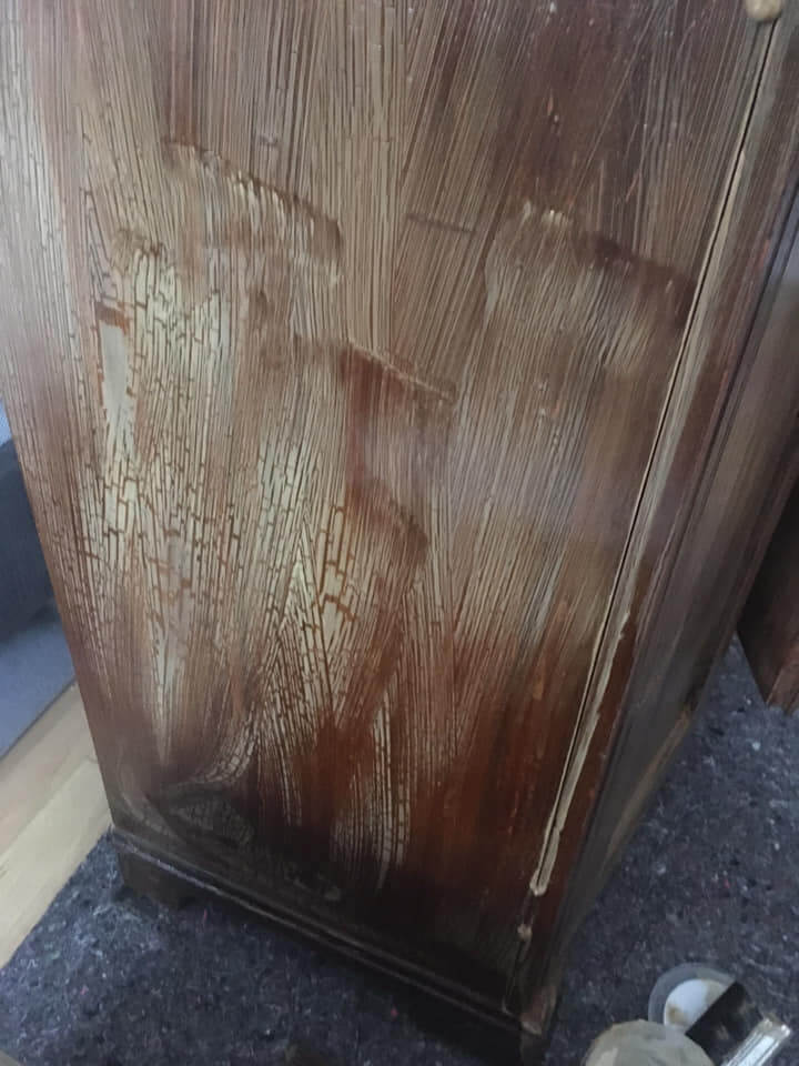 Alte Farbe schnell entfernen: So gehts | Maler DIY